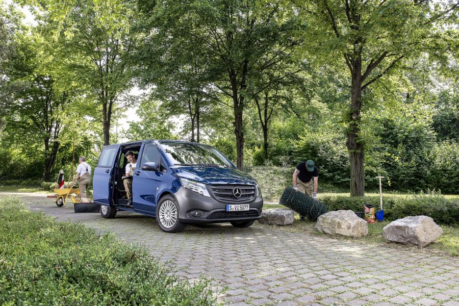  Mercedes-Benz Vito Mixto 2014 года  (фото 3 из 32)